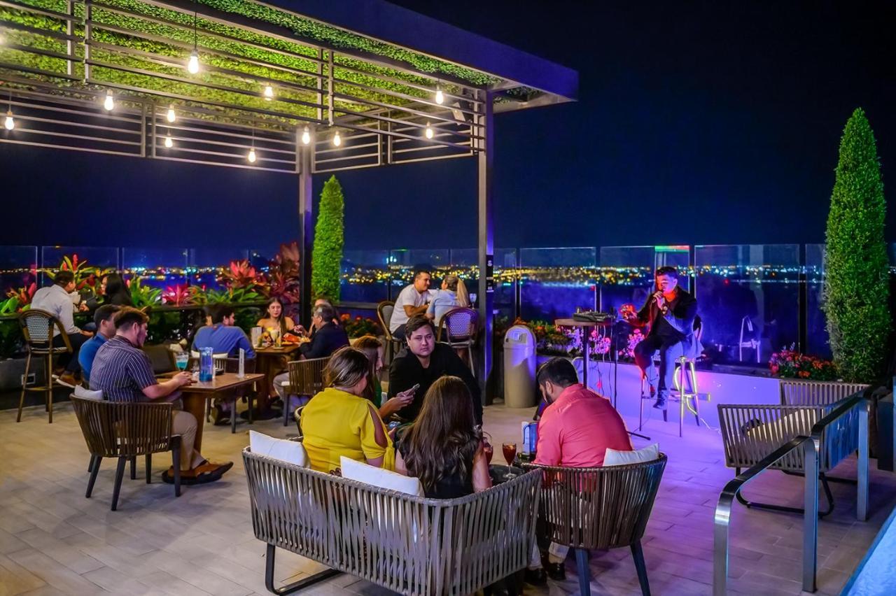 Doubletree By Hilton Guayaquil Hotel Екстериор снимка